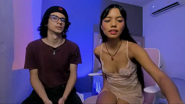 purpleonfir3 online show from February 8, 5:49 am