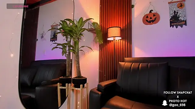 Snapshot of Georgina_caruso chatting on October 18, 7:54 am Georgina caruso online show from October 18, 7:54 am