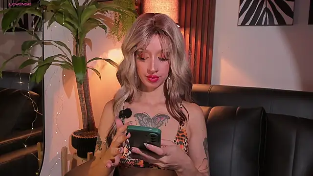 Georgina caruso online show from June 11, 3:58 am