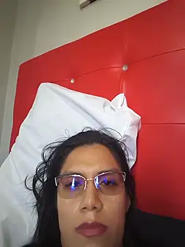 Snapshot of ROSARIOBELLA13 chatting on July 2, 8:04 pm ROSARIOBELLA13 online show from July 2, 8:04 pm