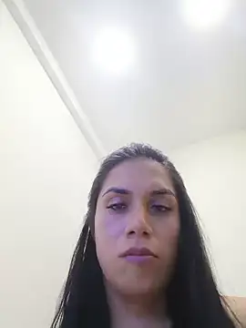 Snapshot of ROSARIOBELLA13 chatting on July 11, 4:57 am ROSARIOBELLA13 online show from July 11, 4:57 am