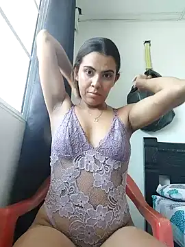 Snapshot of CallMeHeaven chatting on December 1, 6:53 pm CallMeHeaven online show from December 1, 6:53 pm