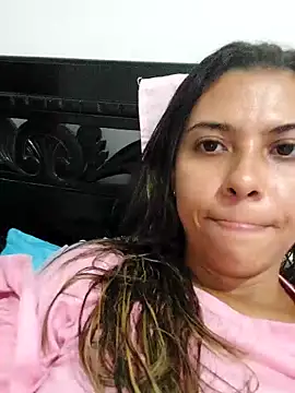 Snapshot of CallMeHeaven chatting on October 30, 12:20 am CallMeHeaven online show from October 30, 12:20 am