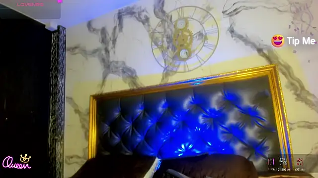 DalayMoore online show from May 5, 7:39 pm
