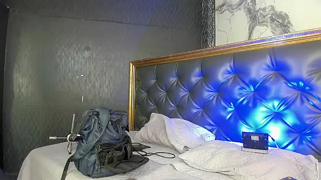 DalayMoore online show from March 9, 8:01 pm