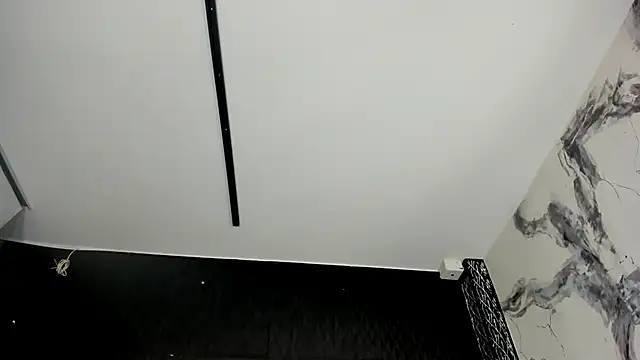 DalayMoore online show from January 7, 7:30 pm