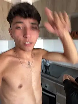 Snapshot of TusBellakitos chatting on February 6, 5:03 am TusBellakitos online show from February 6, 5:03 am