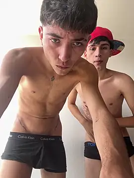 Snapshot of TusBellakitos chatting on January 18, 2:55 pm TusBellakitos online show from January 18, 2:55 pm