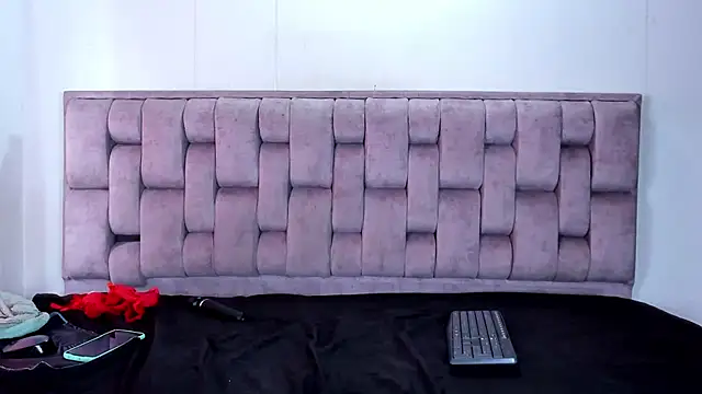 Stephanie69ryanhot online show from April 18, 2:19 pm