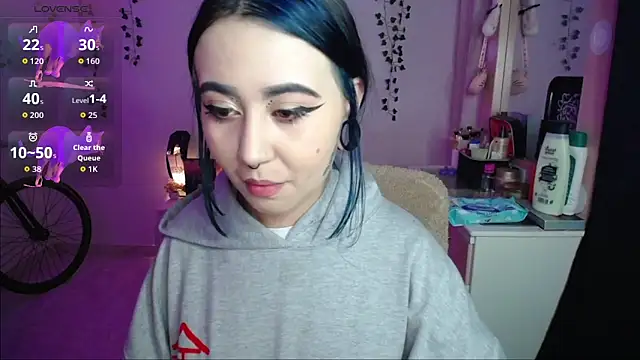  codeline online show from April 11, 4:09 am