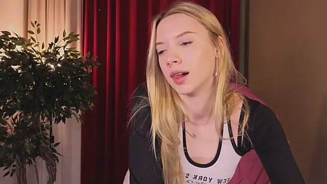 katt  y online show from November 27, 5:08 am