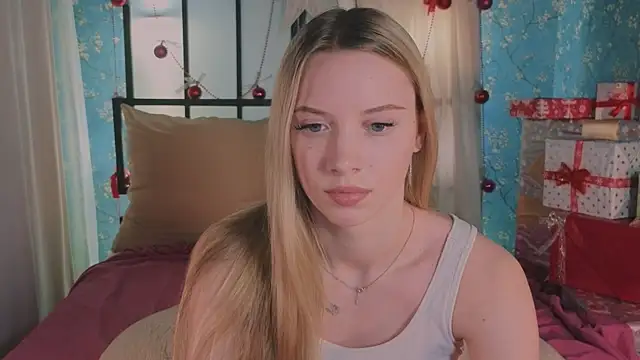 Snapshot of katt__y chatting on January 7, 6:51 am katt y online show from January 7, 6:51 am