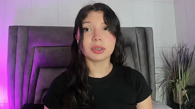 Snapshot of DannaJhonson1 chatting on November 25, 8:42 pm DannaJhonson1 online show from November 25, 8:42 pm