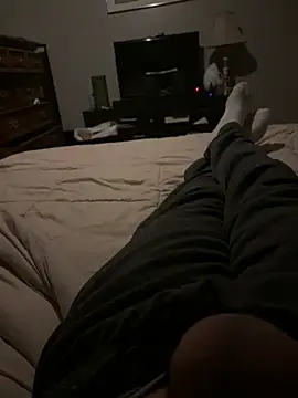 Snapshot of biggzee6 chatting on March 29, 4:58 am biggzee6 online show from March 29, 4:58 am