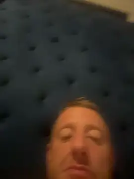 biggzee6 online show from June 17, 4:56 am