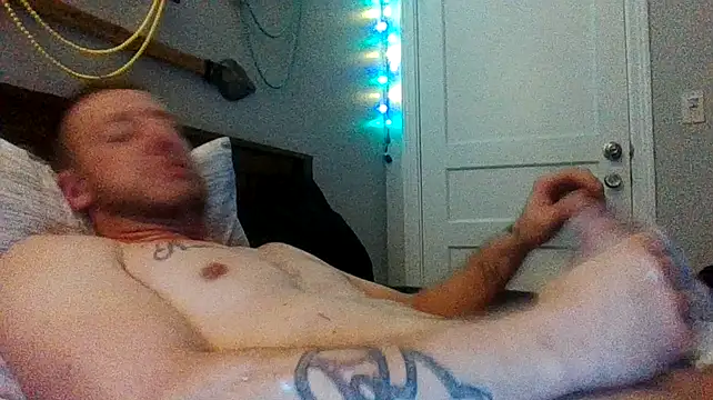 biggzee6 online show from February 11, 6:19 am