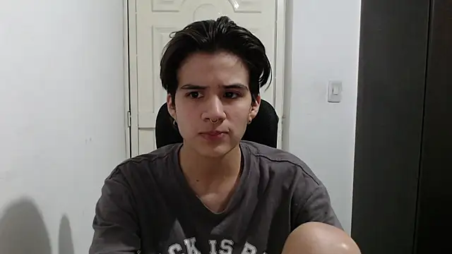 Dha lia0 online show from January 18, 4:37 am