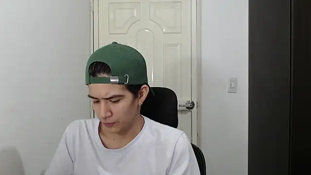 Dha lia0 online show from January 23, 9:18 pm