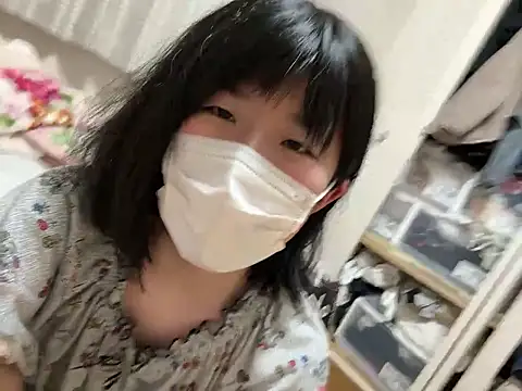 Snapshot of riri_riri_jp chatting on June 28, 5:19 pm riri riri jp online show from June 28, 5:19 pm