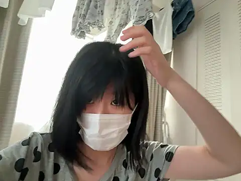 Snapshot of riri_riri_jp chatting on July 12, 6:58 am riri riri jp online show from July 12, 6:58 am