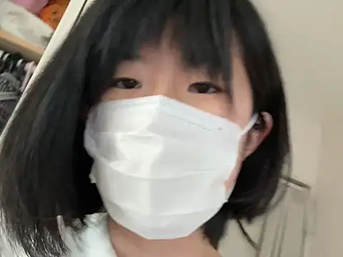 Snapshot of riri_riri_jp chatting on June 10, 7:20 am riri riri jp online show from June 10, 7:20 am