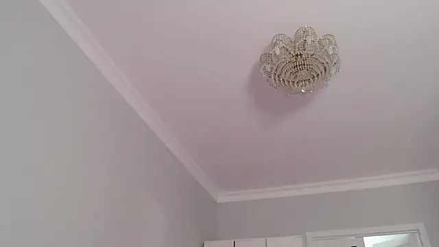 Minamin 20 online show from December 5, 7:55 pm