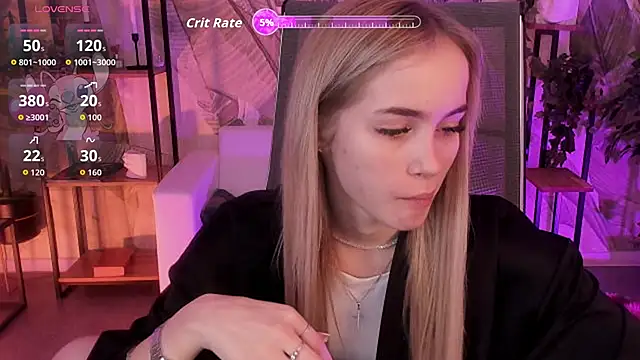 DakotaaJohnnson online show from November 10, 10:42 am