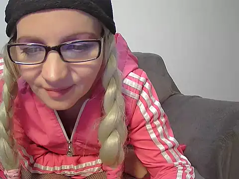 SlavicScarlett online show from January 21, 5:27 am