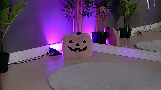 Snapshot of PatriciaSpice chatting on November 6, 5:33 am PatriciaSpice online show from November 6, 5:33 am