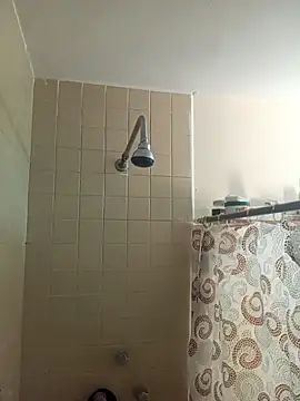 criscrispdv online show from March 3, 9:33 pm