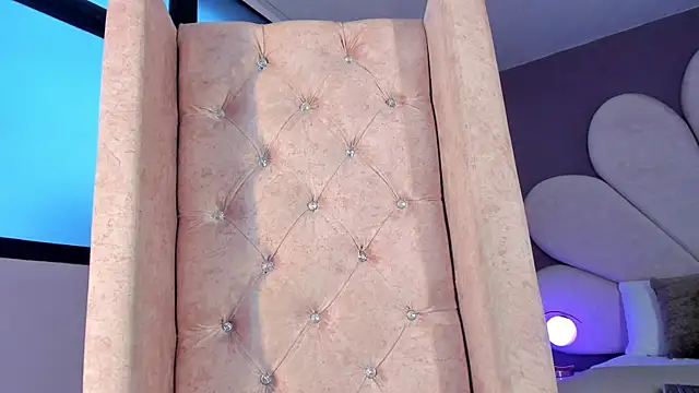 ValeriaOrtega online show from October 15, 11:40 am