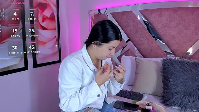 ValeriaOrtega online show from October 6, 11:44 am