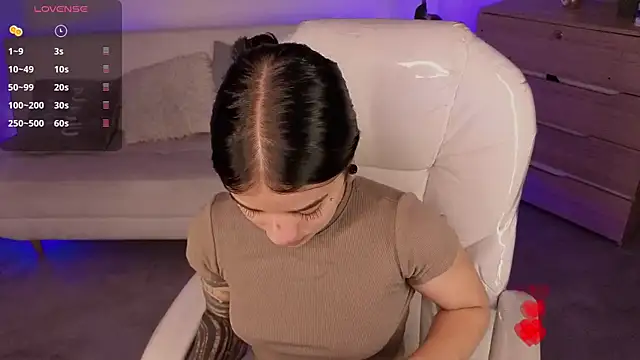 Nicole Foxx  online show from March 20, 7:26 pm