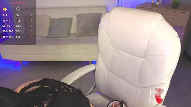 Nicole Foxx  online show from February 8, 8:06 pm