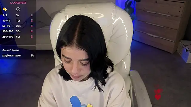 Nicole Foxx  online show from January 13, 6:56 pm