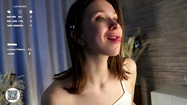 Snapshot of HildaFerrett chatting on March 9, 3:11 am HildaFerrett online show from March 9, 3:11 am