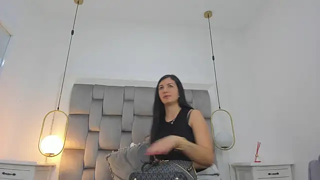 Snapshot of sofhia_daniels chatting on March 21, 12:17 pm sofhia daniels online show from March 21, 12:17 pm