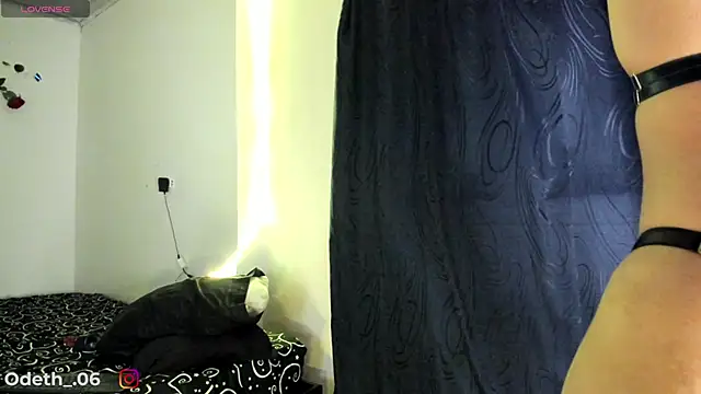 Snapshot of Odeth_ chatting on November 17, 3:10 am Odeth online show from November 17, 3:10 am