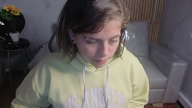 Kitten Cam online show from March 4, 3:36 am