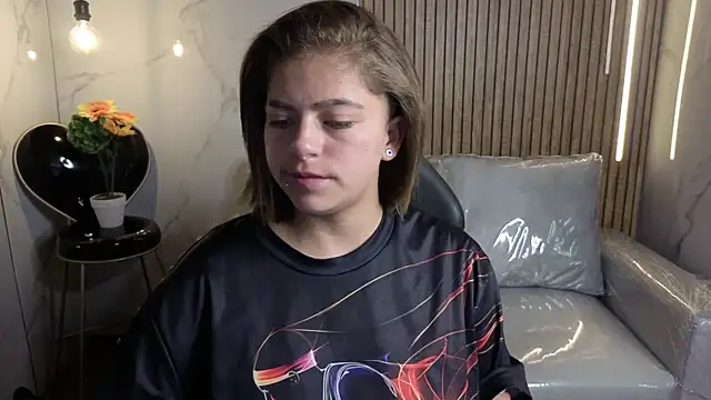 Kitten Cam online show from February 24, 4:02 am