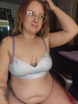 TattedMamaXOXO online show from February 20, 4:25 pm