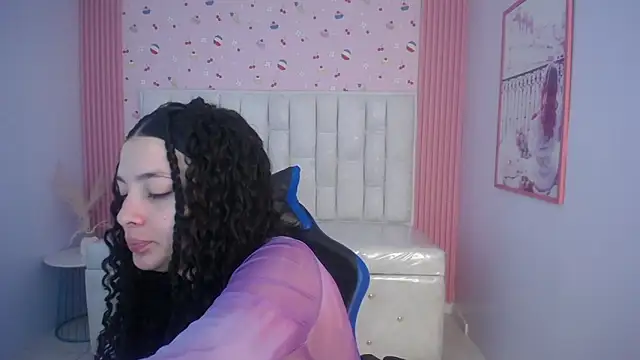 shalon diaz s online show from January 14, 1:04 pm