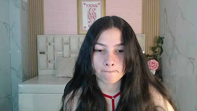 shalon diaz s online show from February 9, 8:07 pm