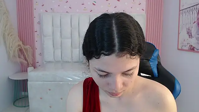 shalon diaz s online show from December 18, 1:15 pm