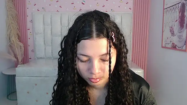 shalon diaz s online show from December 3, 1:10 pm