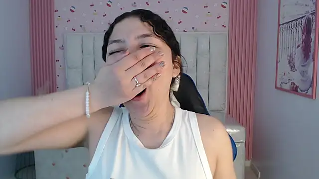 shalon diaz s online show from January 8, 1:06 pm