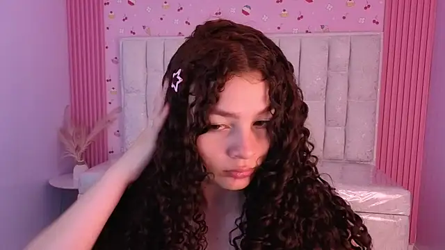 shalon diaz s online show from March 1, 1:27 am