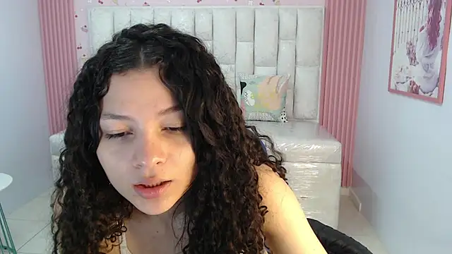 Snapshot of shalon_diaz_s chatting on September 10, 12:59 pm shalon diaz s online show from September 10, 12:59 pm