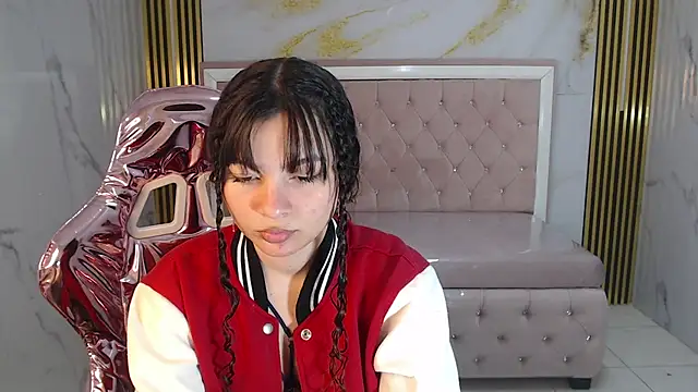Snapshot of shalon_diaz_s chatting on February 20, 1:08 pm shalon diaz s online show from February 20, 1:08 pm