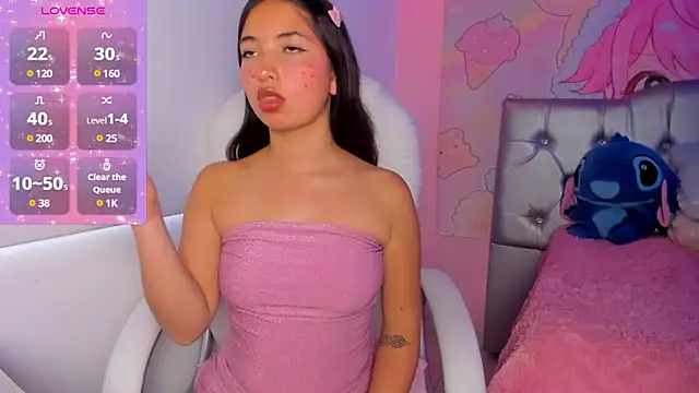 sofia  james online show from February 19, 7:59 pm